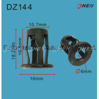 DZ144 Car Trim Clips 5 Pcs in 1 Pack Fits Volkswagen &amp; Audi Models